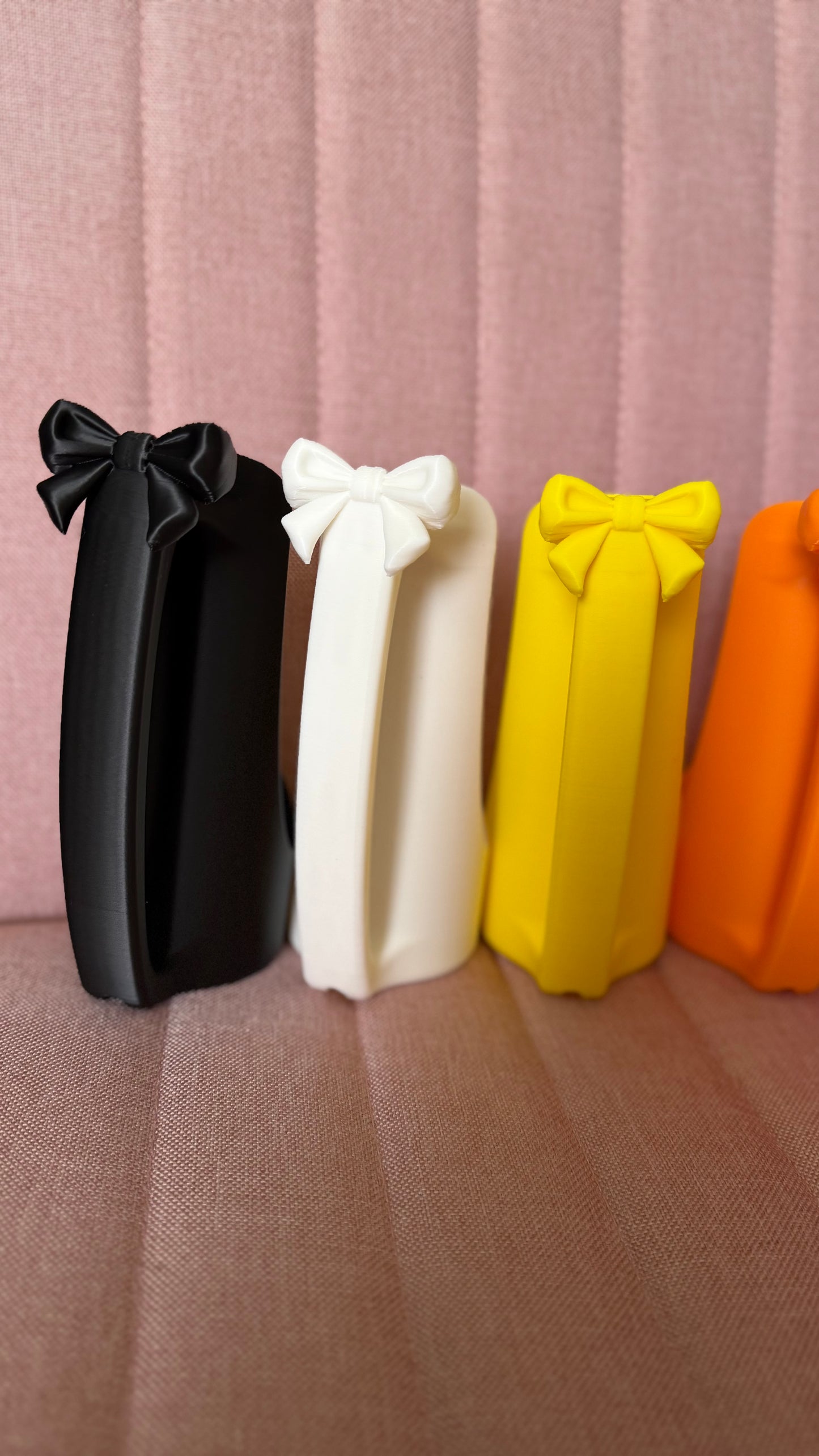 Slim Can Bow Holders
