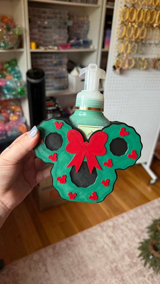 Holiday Wreath Mouse Soap Holder