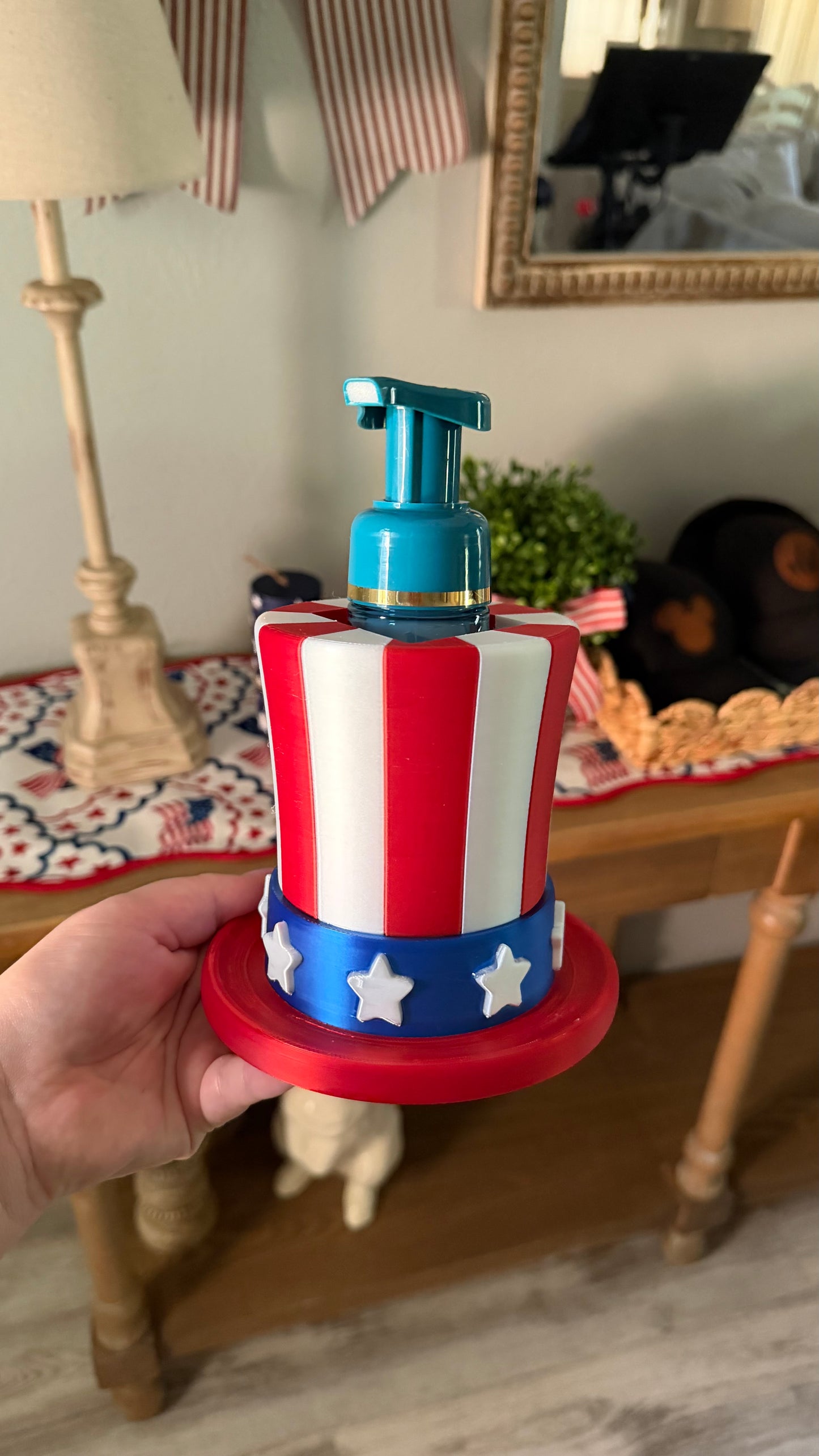 Patriotic Uncle Sam Top Hat Soap Holder