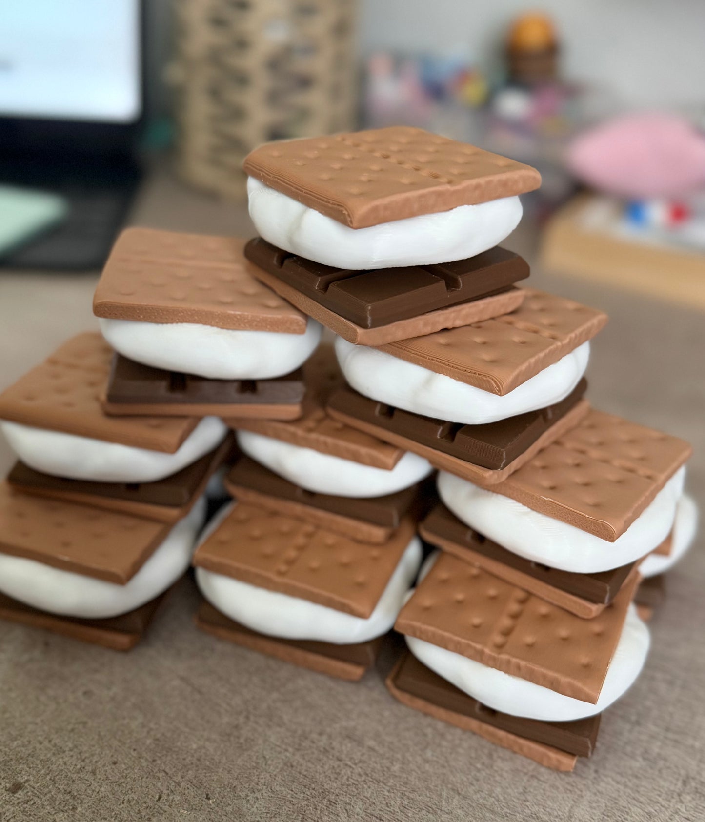 S’mores Fidget Clickers