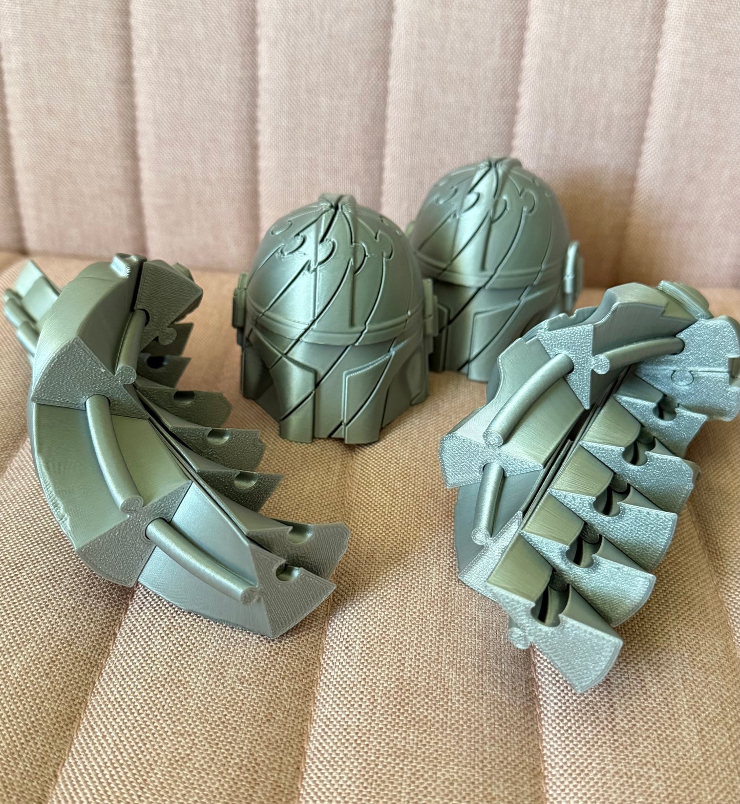 Mando Pull-Apart Fidget